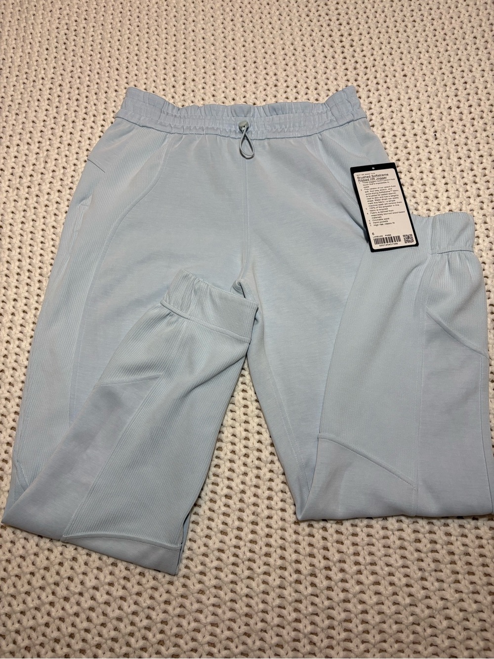 lululemon powder blue brushed Softstreme ribbed hr jogger size 6